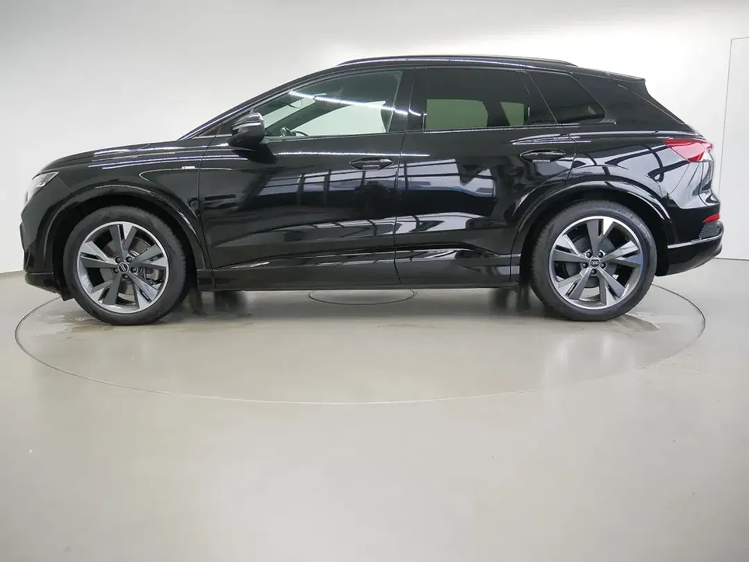 Audi Q4 e-tron 40 Matrix LED S line - Thumbnail 3