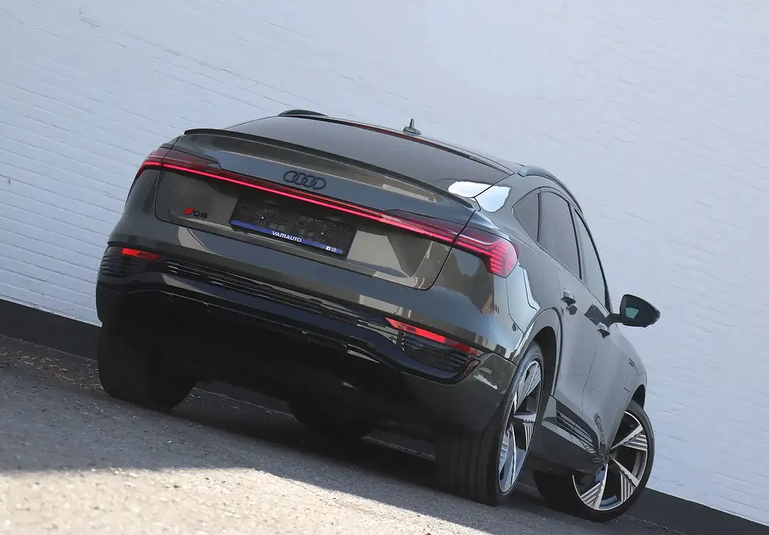 Audi Q8 e-tron 55 quattro competition Sportback - Thumbnail 10