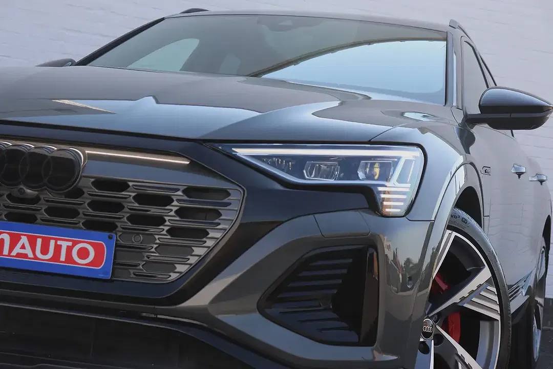 Audi Q8 e-tron 55 quattro competition Sportback - Thumbnail 7