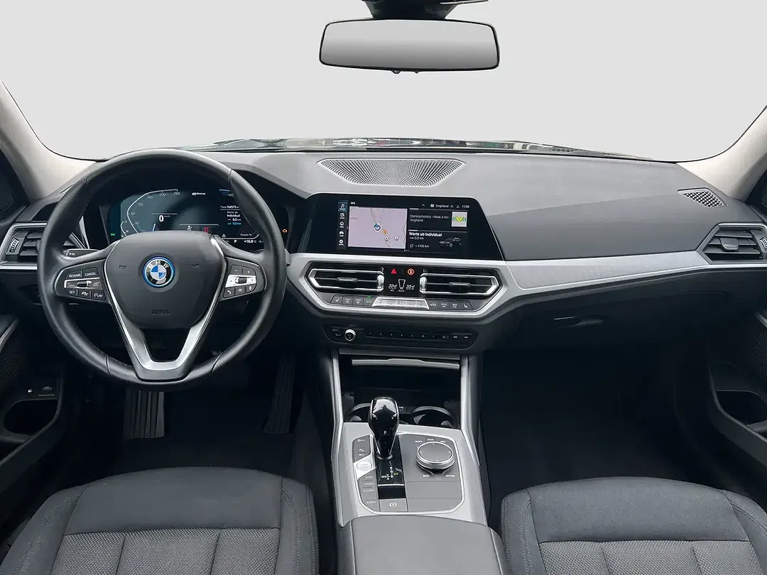 BMW 330 Touring Advantage - Thumbnail 11