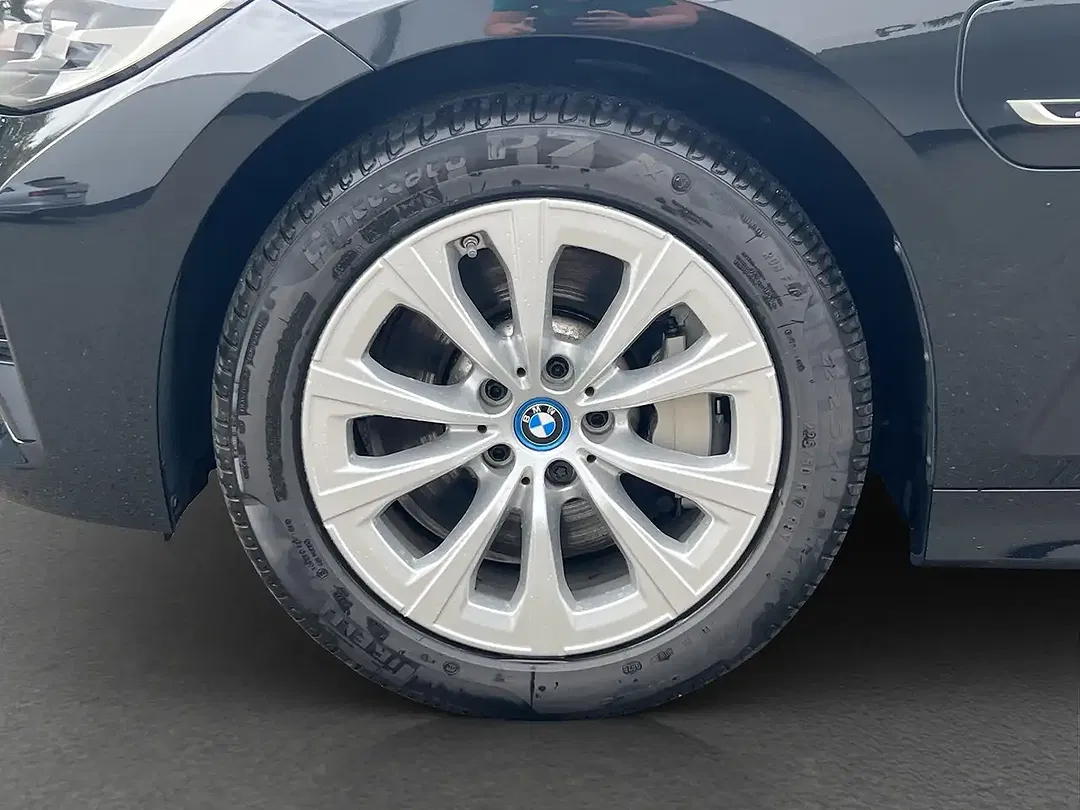 BMW 330 Touring Advantage - Thumbnail 15