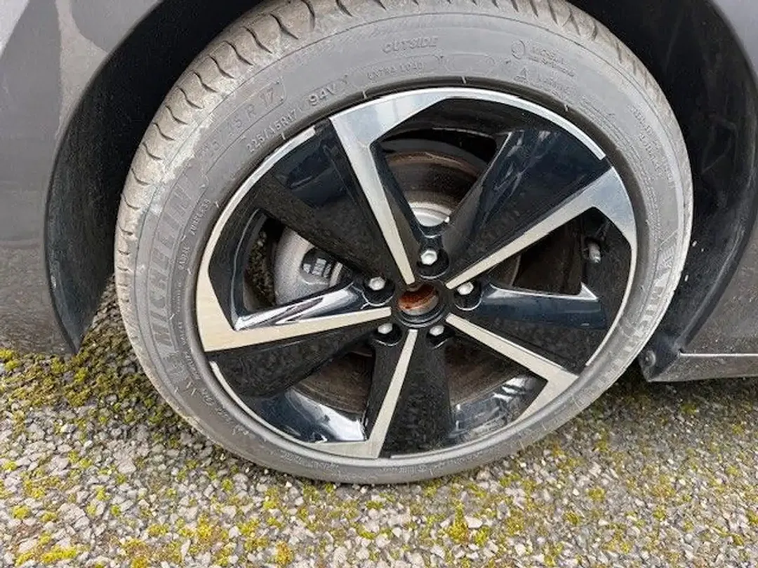 Opel Astra 1.2 Turbo GS - Thumbnail 9