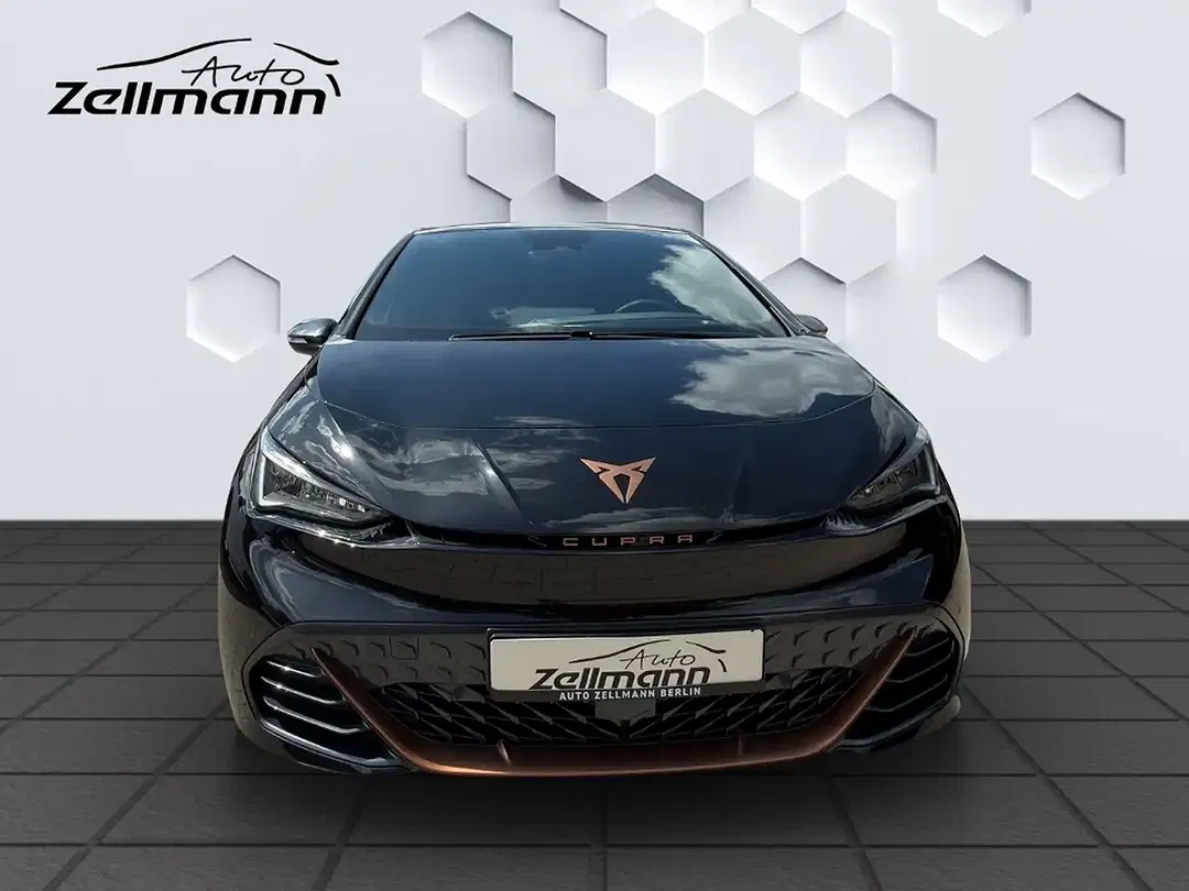CUPRA Born - Thumbnail 8