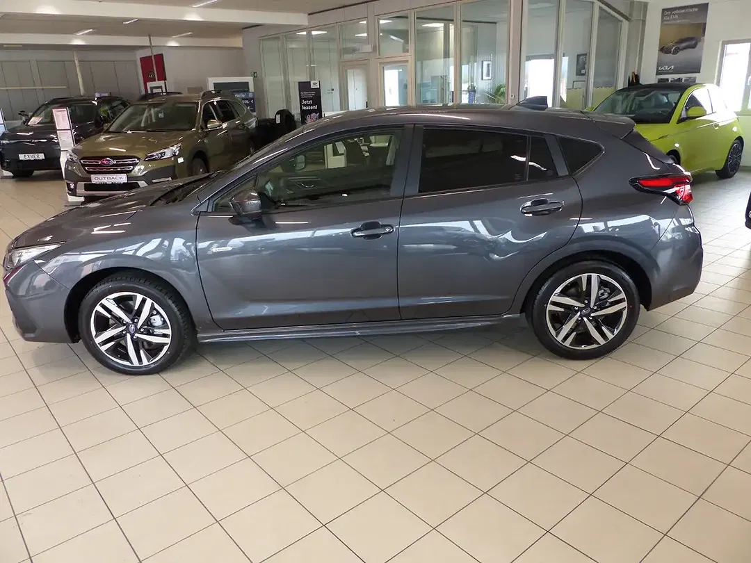 Subaru Impreza 2.0 AUT AWD - Thumbnail 5