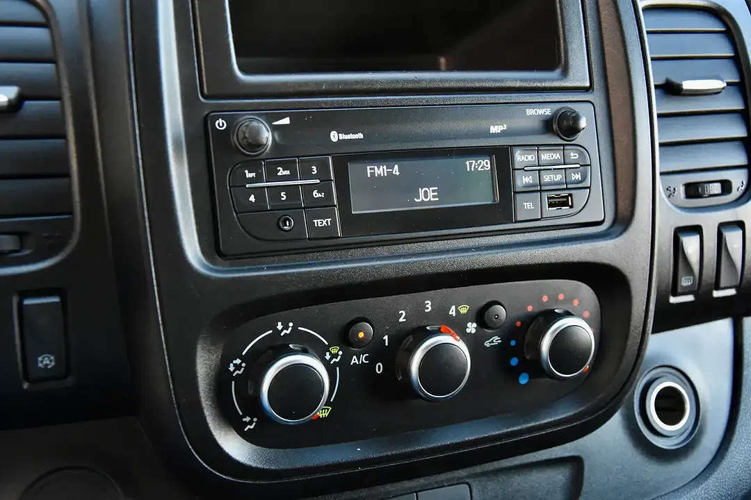Renault Trafic dCi L2H1 - Thumbnail 4
