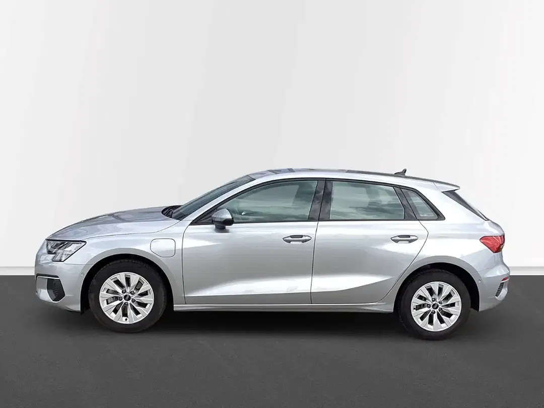 Audi A3 S tronic Sportback - Thumbnail 7