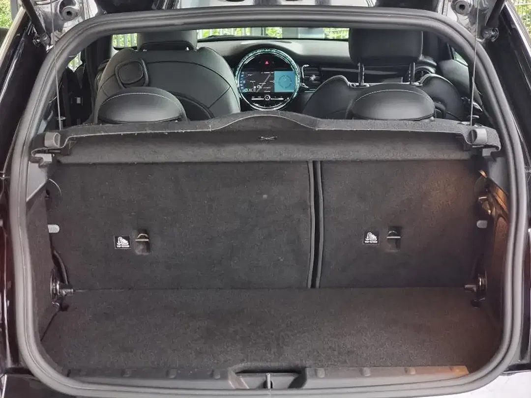 MINI Cooper SE - Thumbnail 26