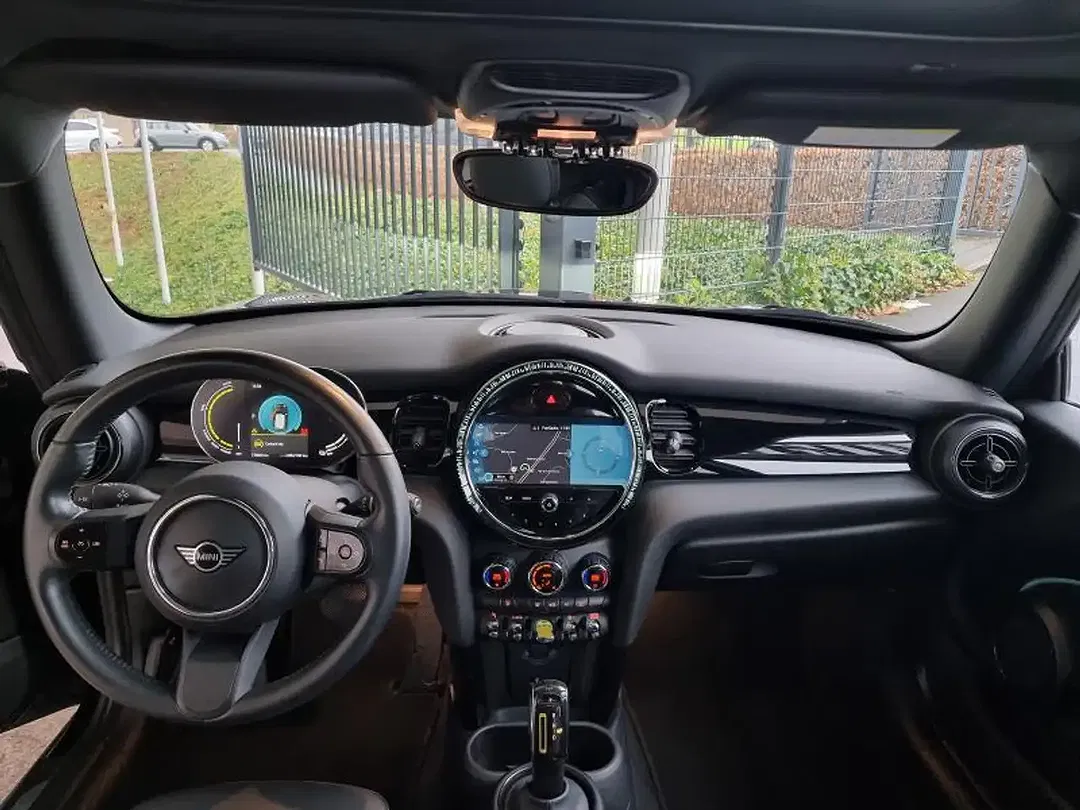 MINI Cooper SE - Thumbnail 7