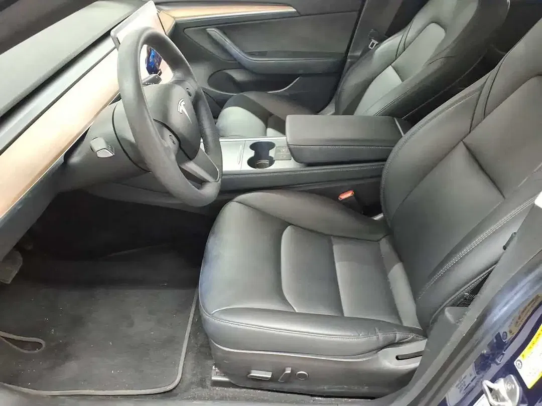 Tesla Model 3 AWD Dual Motor Long Range - Thumbnail 7
