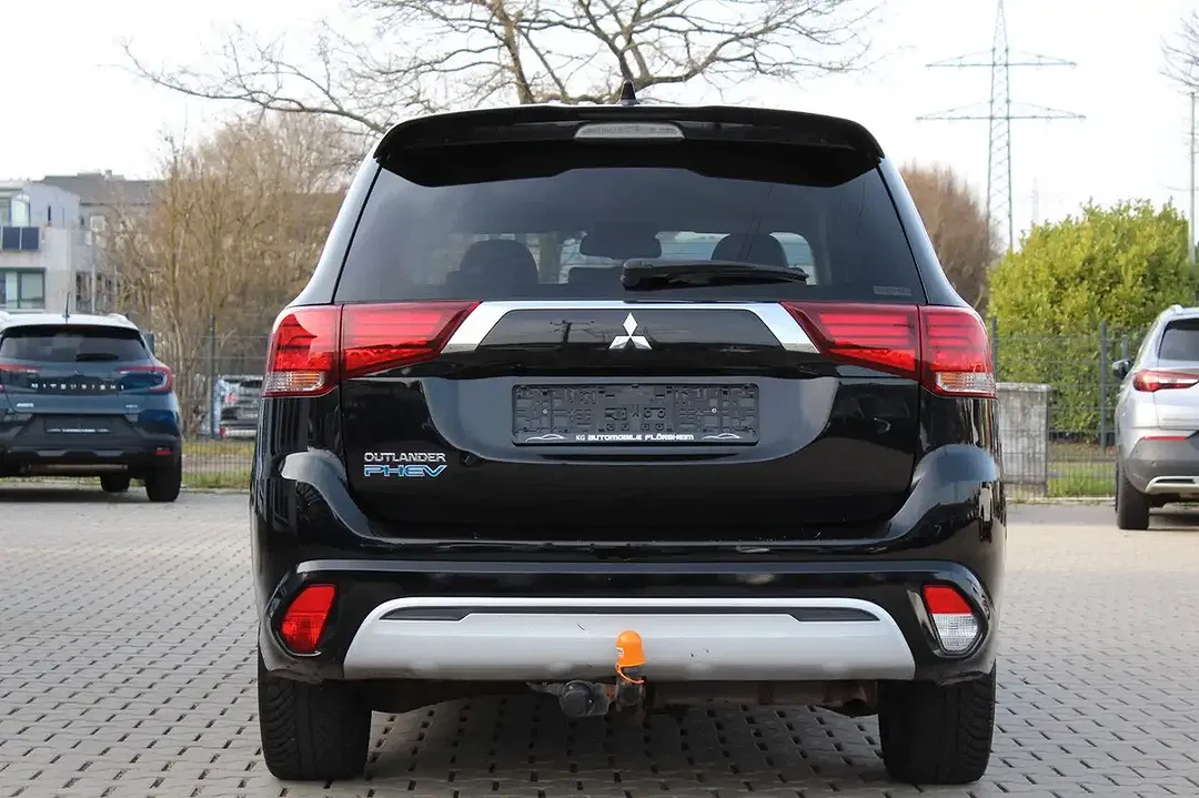 Mitsubishi Outlander 2.4 PHEV 4WD - Thumbnail 7
