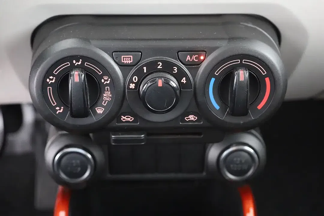 Suzuki Ignis MHEV 1.2 Comfort+ - Thumbnail 11