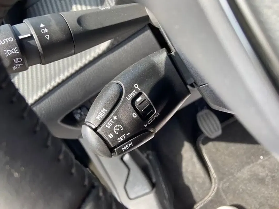 Peugeot 208 100 BlueHDi Active Pack - foto 15