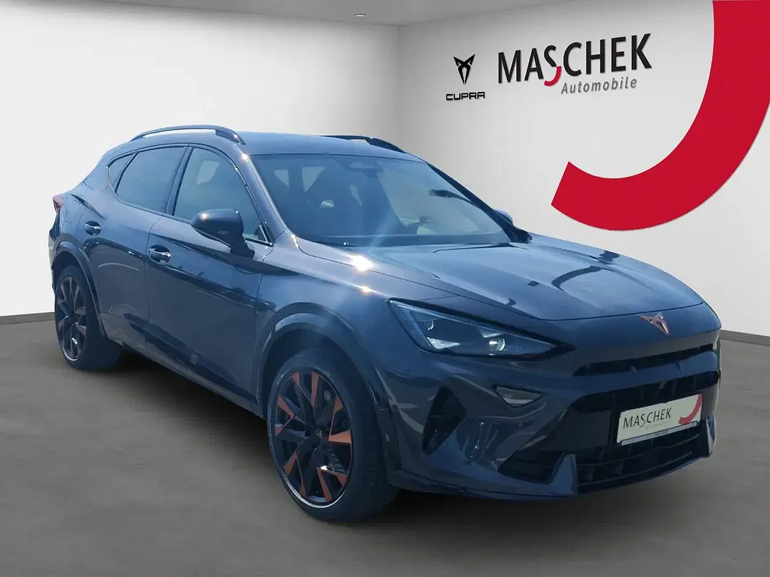 CUPRA Formentor TSI DSG Matrix LED VZ2 - Thumbnail 6