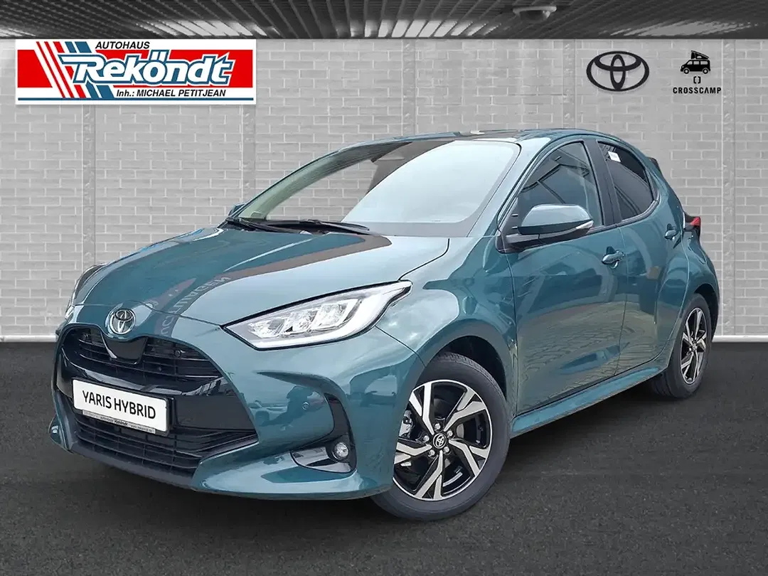Toyota Yaris Hybrid Teamplayer - Thumbnail 1