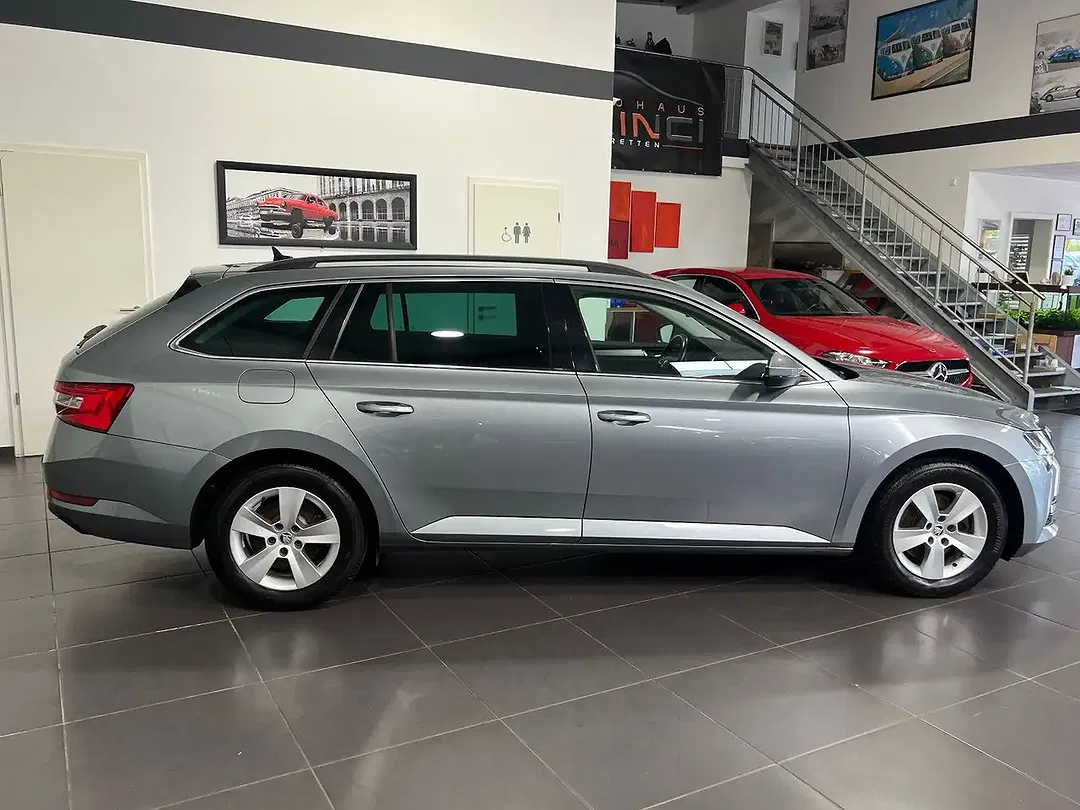 Skoda Superb 2.0 TDI Combi - Thumbnail 4