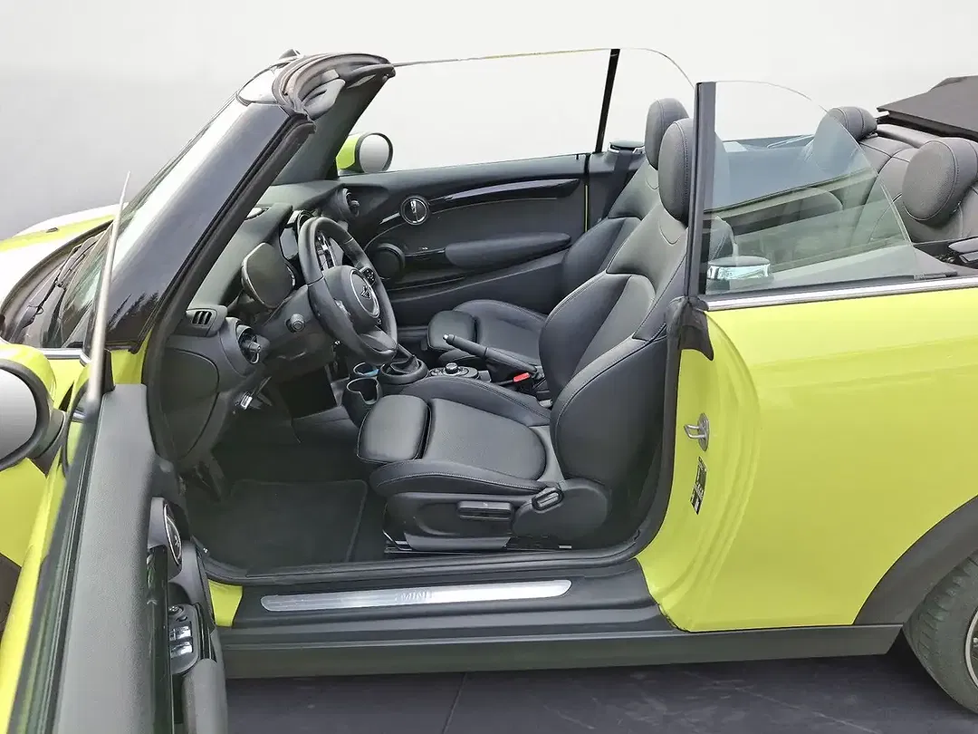 MINI One Cabrio Classic Trim - Thumbnail 8