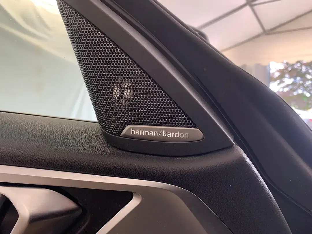 BMW i4 M Sport - Thumbnail 8