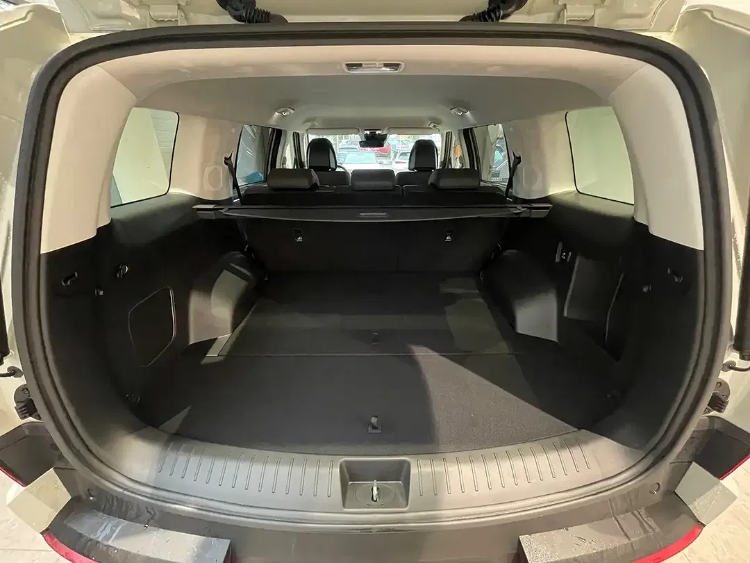 Hyundai SANTA FE 1.6 Hybrid T-GDI 4WD Intro - Thumbnail 11