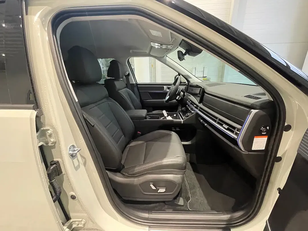 Hyundai SANTA FE 1.6 Hybrid T-GDI 4WD Intro - Thumbnail 13