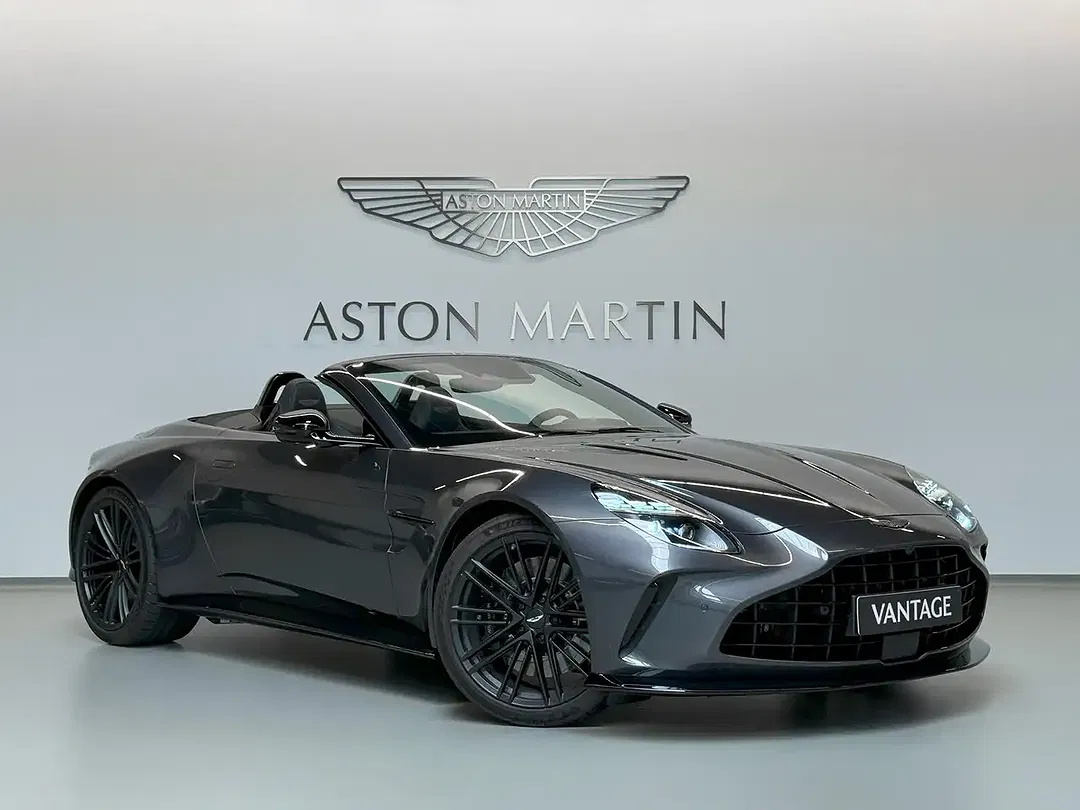 Aston Martin Vantage Roadster - foto 1