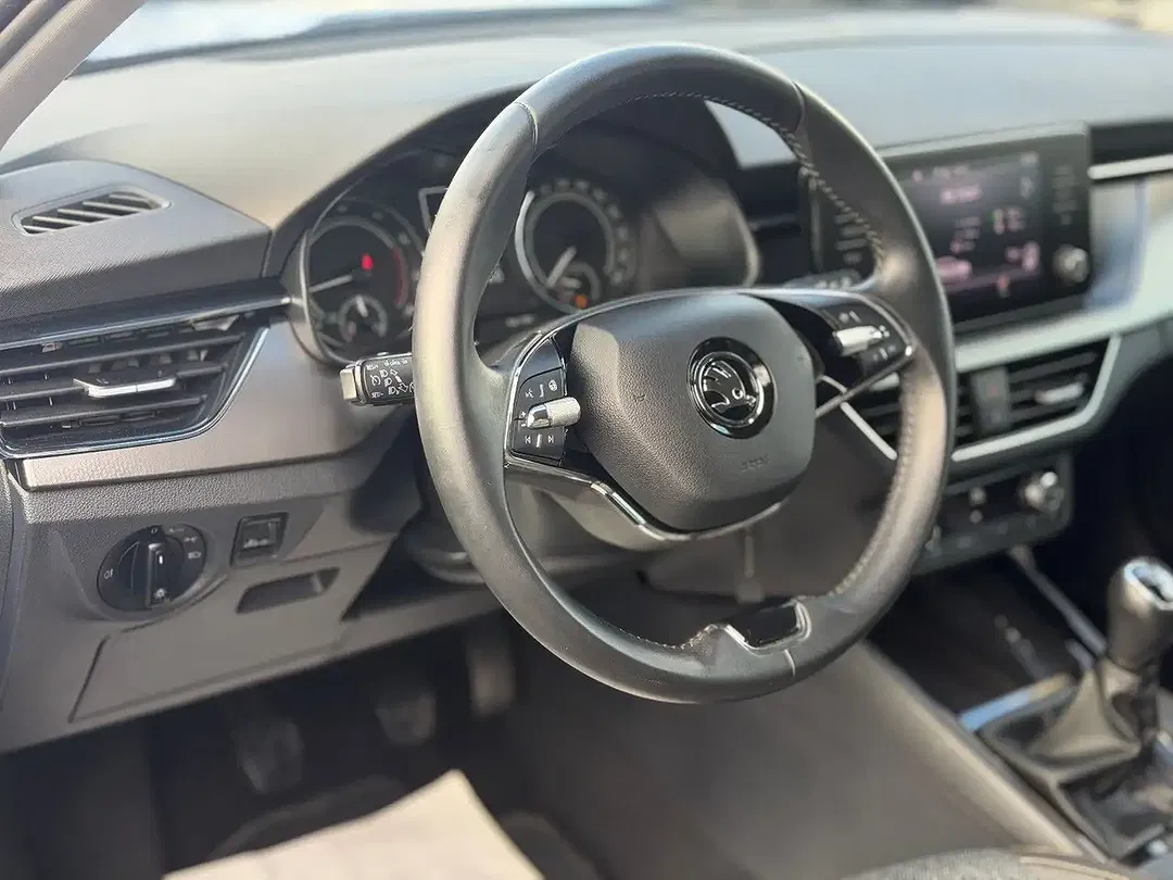 Skoda Kamiq G-TEC Clever - Thumbnail 11