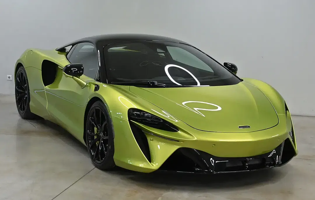 McLaren Artura Performance - foto 2