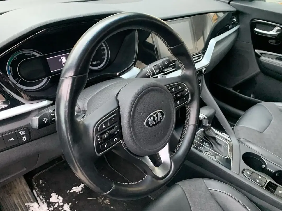 Kia Niro Vision - Thumbnail 8