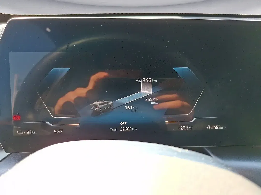 BMW iX1 xDrive - Thumbnail 10