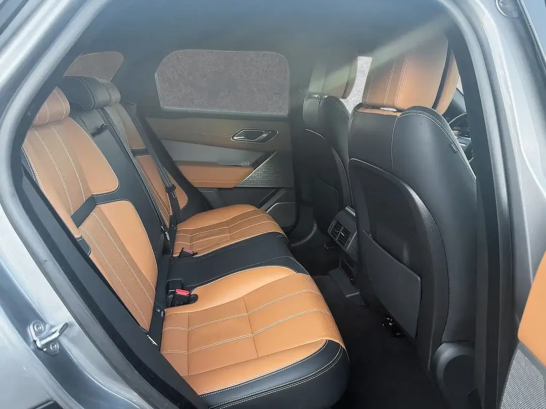 Land Rover Range Rover Velar P400 4x4 R-Dynamic HSE - Thumbnail 5