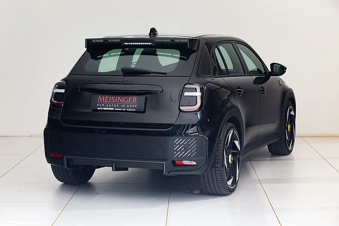 Abarth 600e Turismo - foto 2