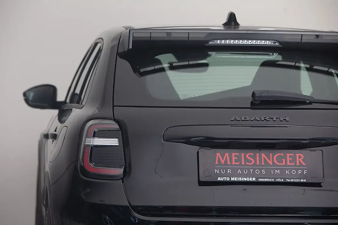Abarth 600e Turismo - Thumbnail 3