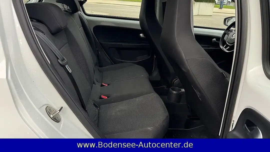 Volkswagen e-up! - Thumbnail 12