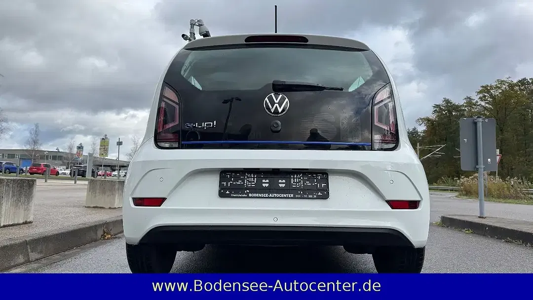 Volkswagen e-up! - Thumbnail 4