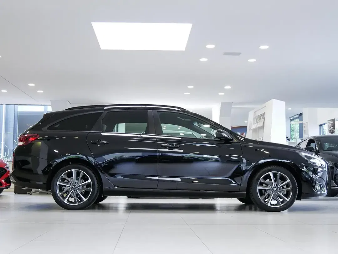 Hyundai i30 1.6 T-GDI DCT cw Trend - Thumbnail 10