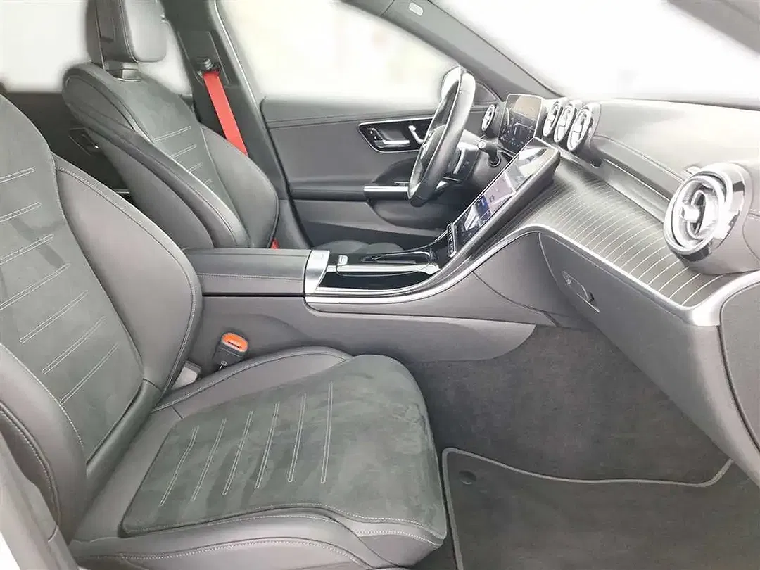 Mercedes-Benz C 300 9G-TRONIC AMG Line - Thumbnail 19