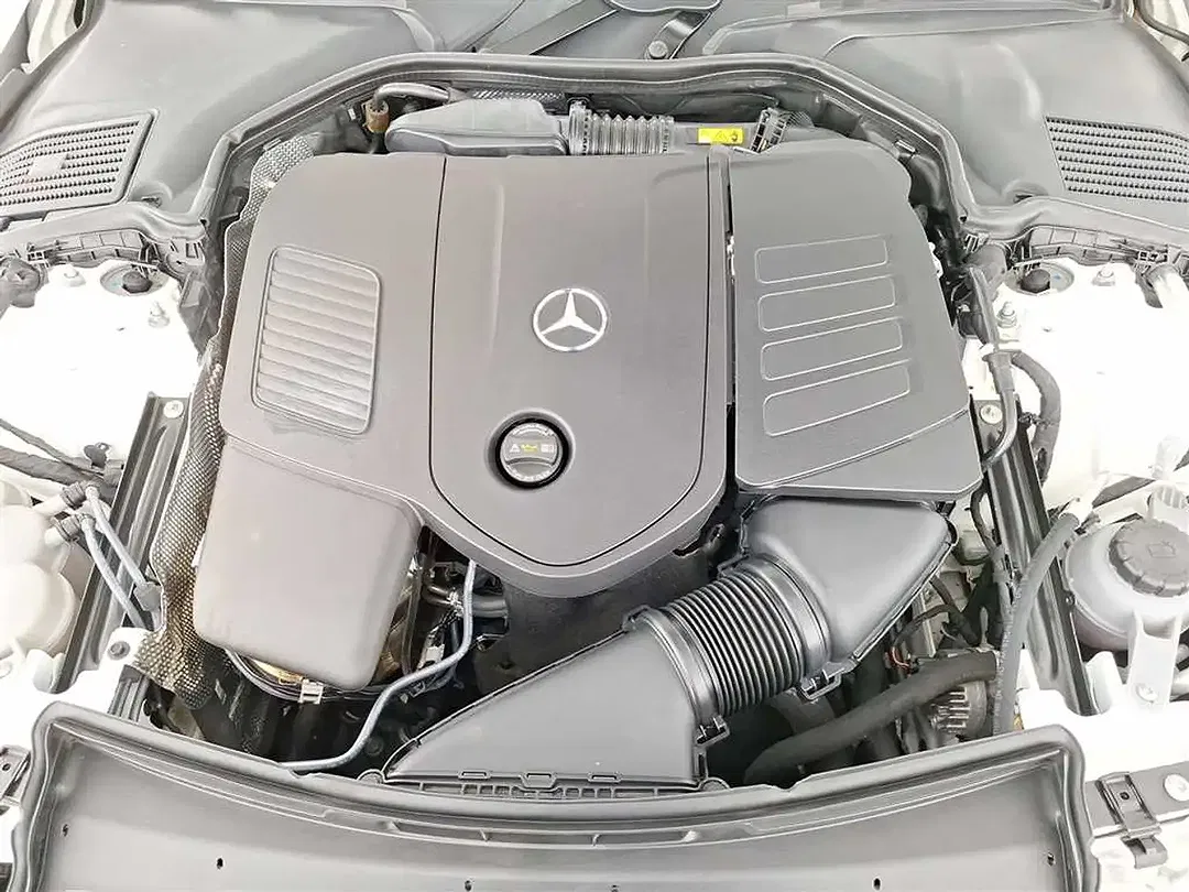 Mercedes-Benz C 300 9G-TRONIC AMG Line - Thumbnail 26