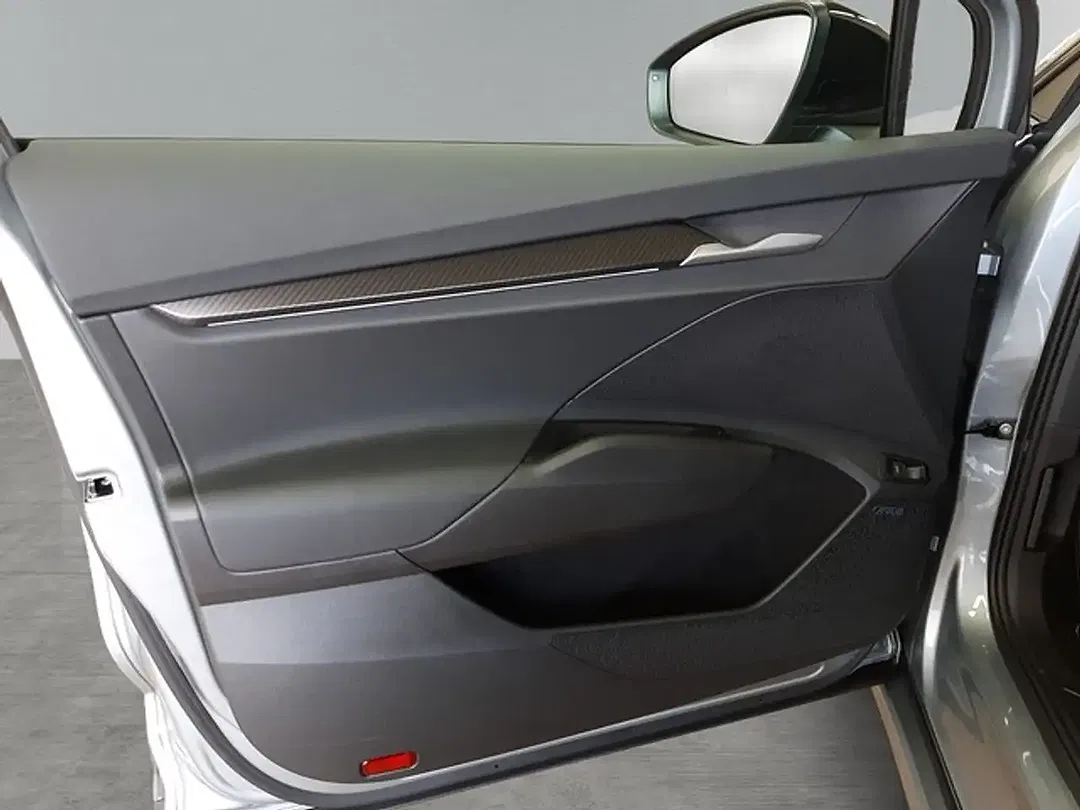Skoda Enyaq 85x Sportline - Thumbnail 13