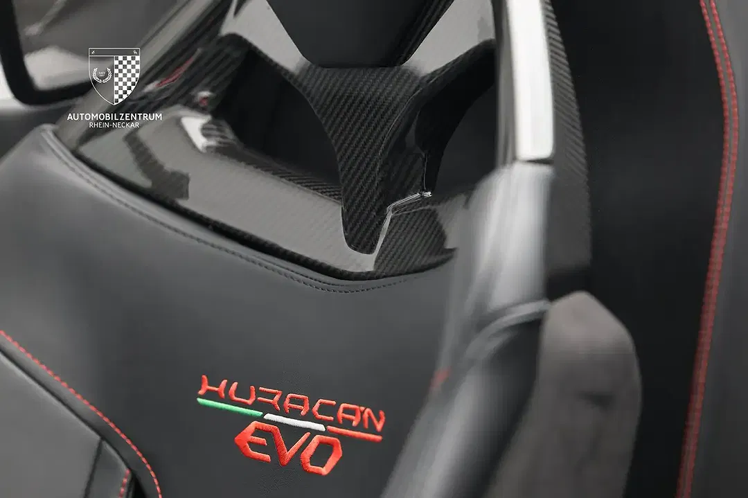 Lamborghini Huracán EVO Spyder - Thumbnail 14