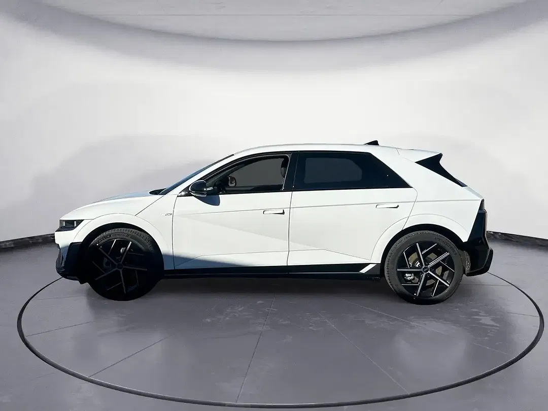 Hyundai IONIQ 5 N Line - Thumbnail 3
