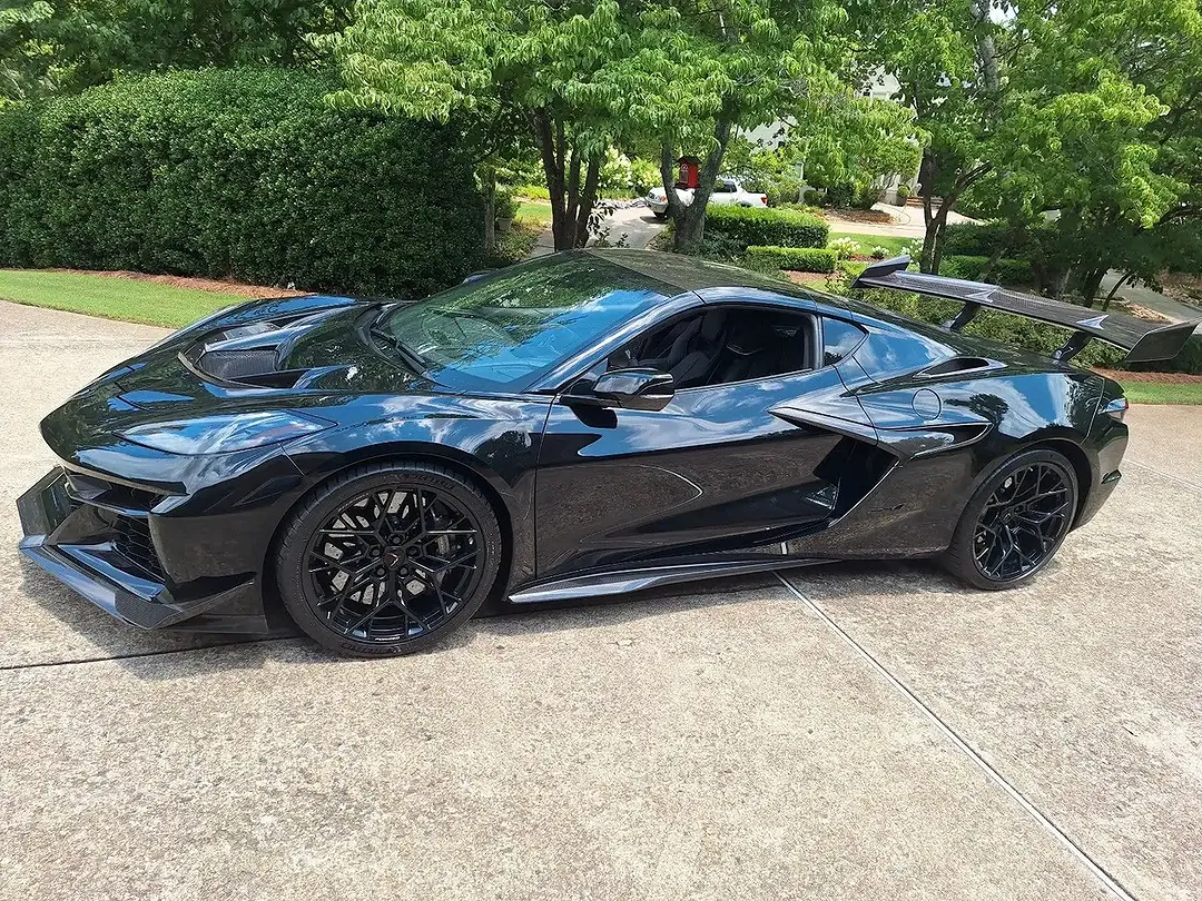 Corvette ZR1 Coupe 3LZ - Thumbnail 5