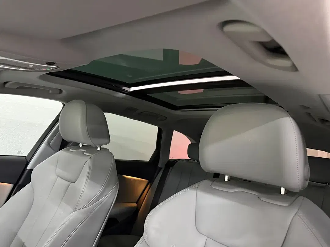 Audi A4 40 TDI Avant S line - Thumbnail 13