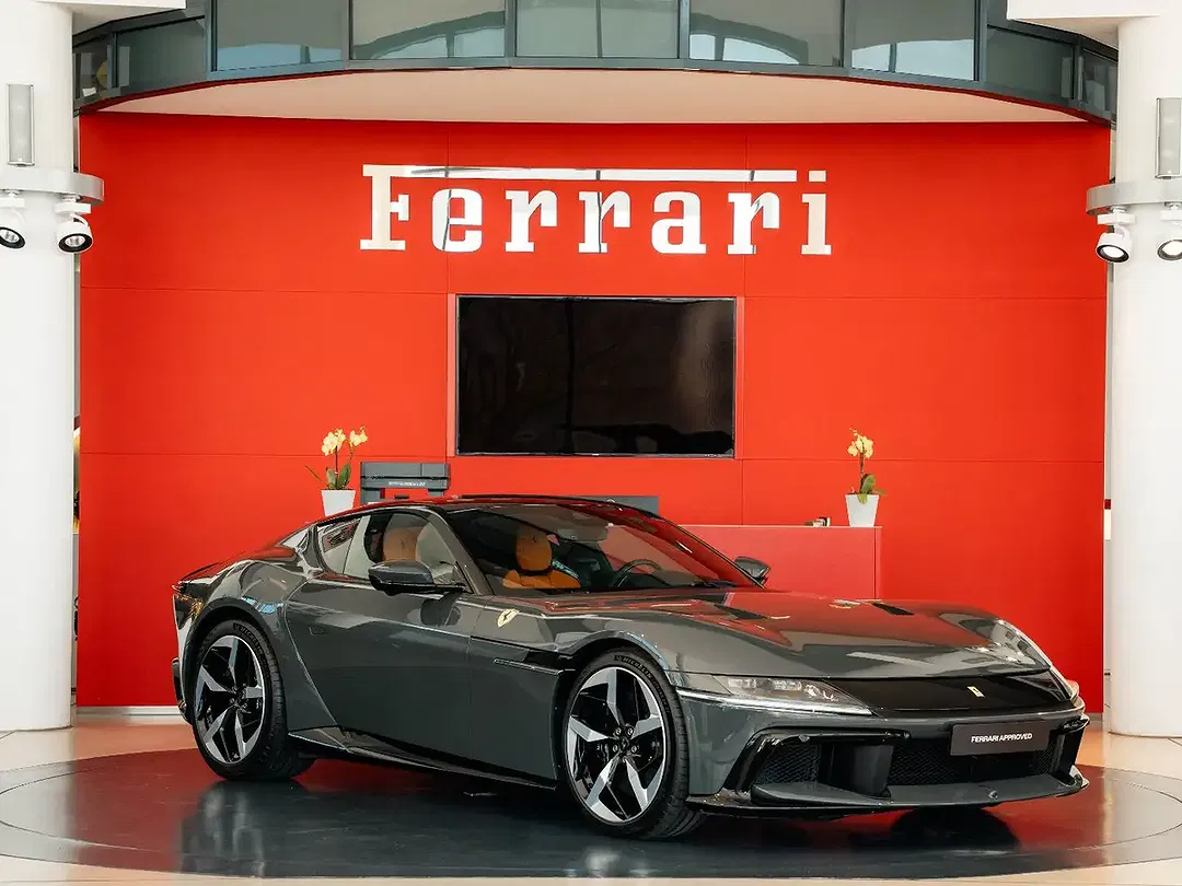 Ferrari 12 Cilindri - Thumbnail 9