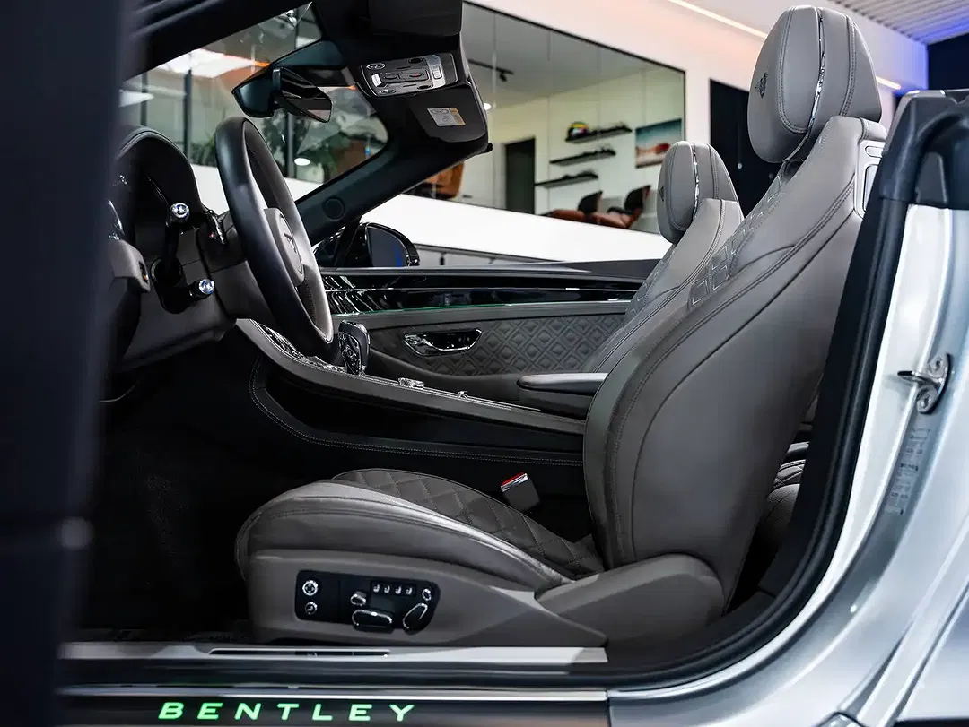 Bentley Continental GTC 4.0 V8 Mulliner - Thumbnail 13