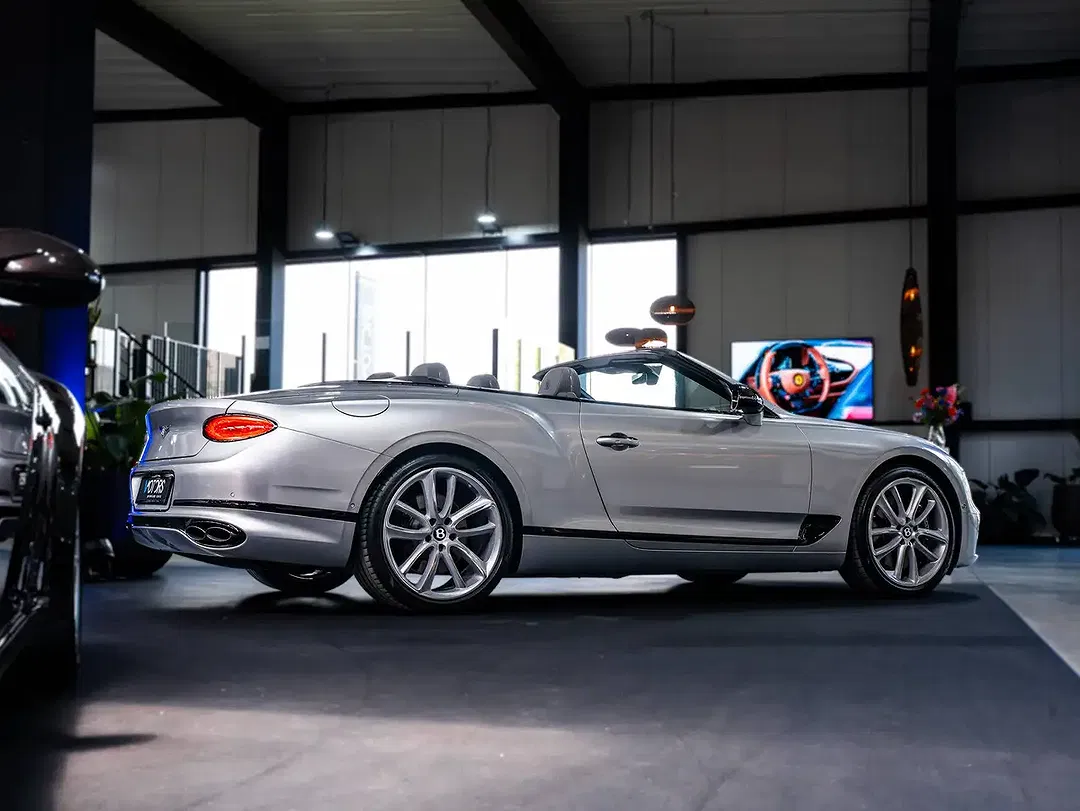 Bentley Continental GTC 4.0 V8 Mulliner - Thumbnail 4