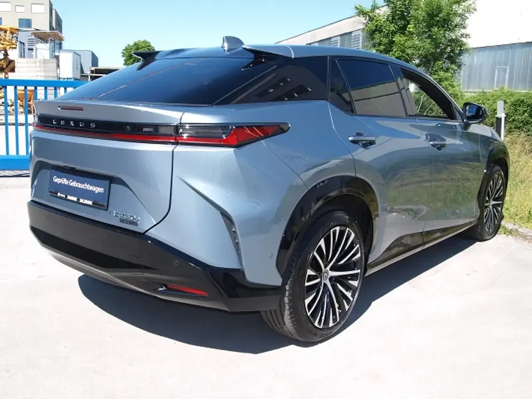 Lexus RZ AUT Luxury - Thumbnail 4