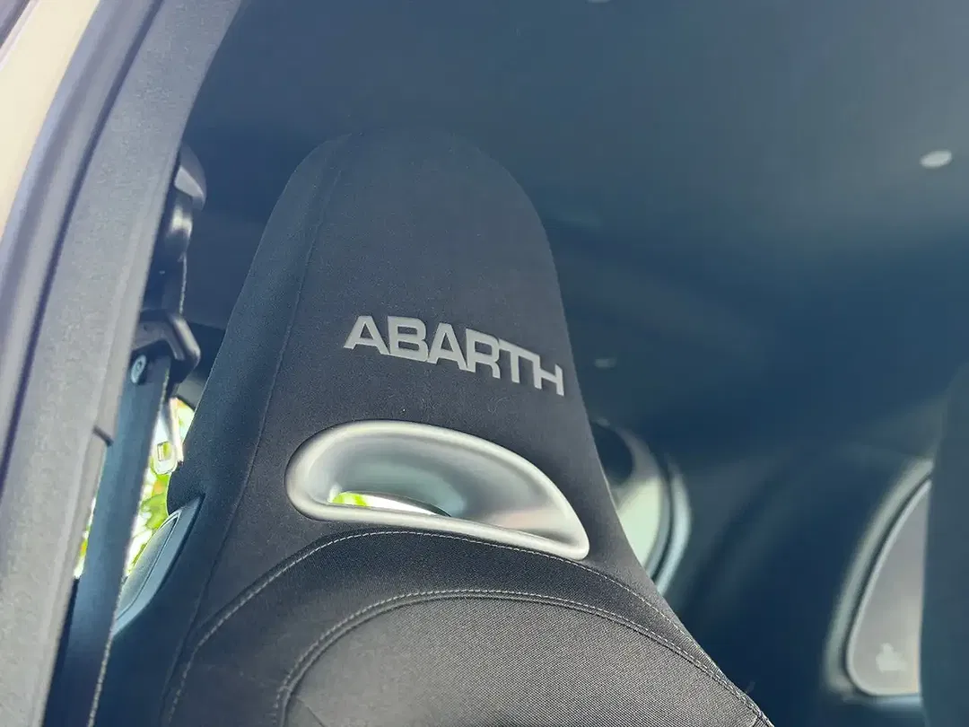 Abarth 695 1.4 T-Jet - Thumbnail 11