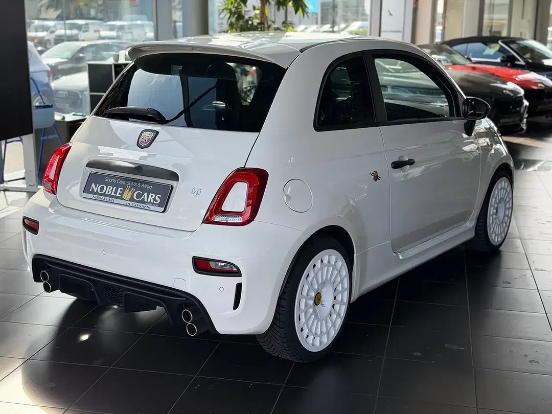 Abarth 695 1.4 T-Jet - Thumbnail 6