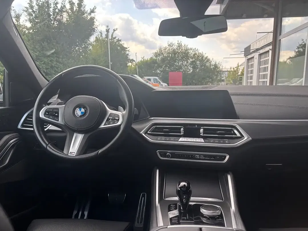 BMW X6 M - Thumbnail 9