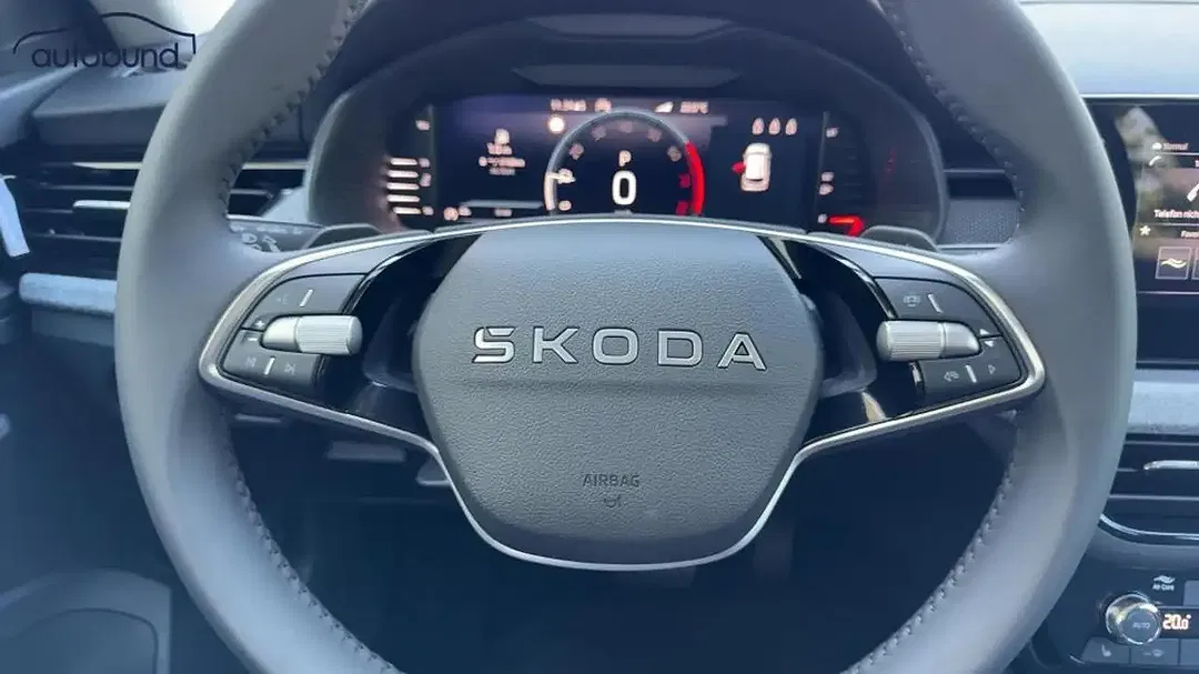 Skoda Kamiq 1.0 TSI DSG Selection - Thumbnail 11
