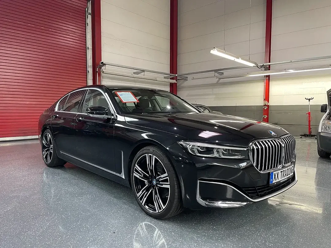 BMW 730 - Afbeelding 1